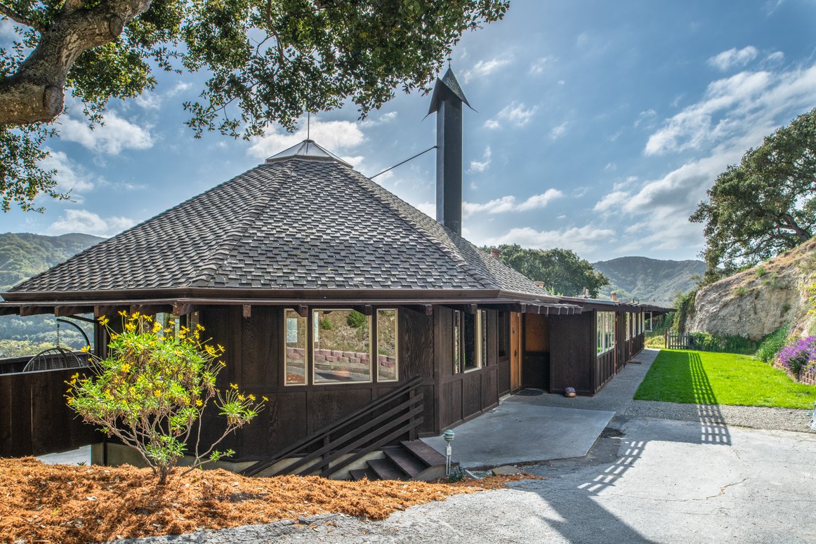 181 San Benancio Road, Salinas, CA 93908 SOLD List Price 925,000