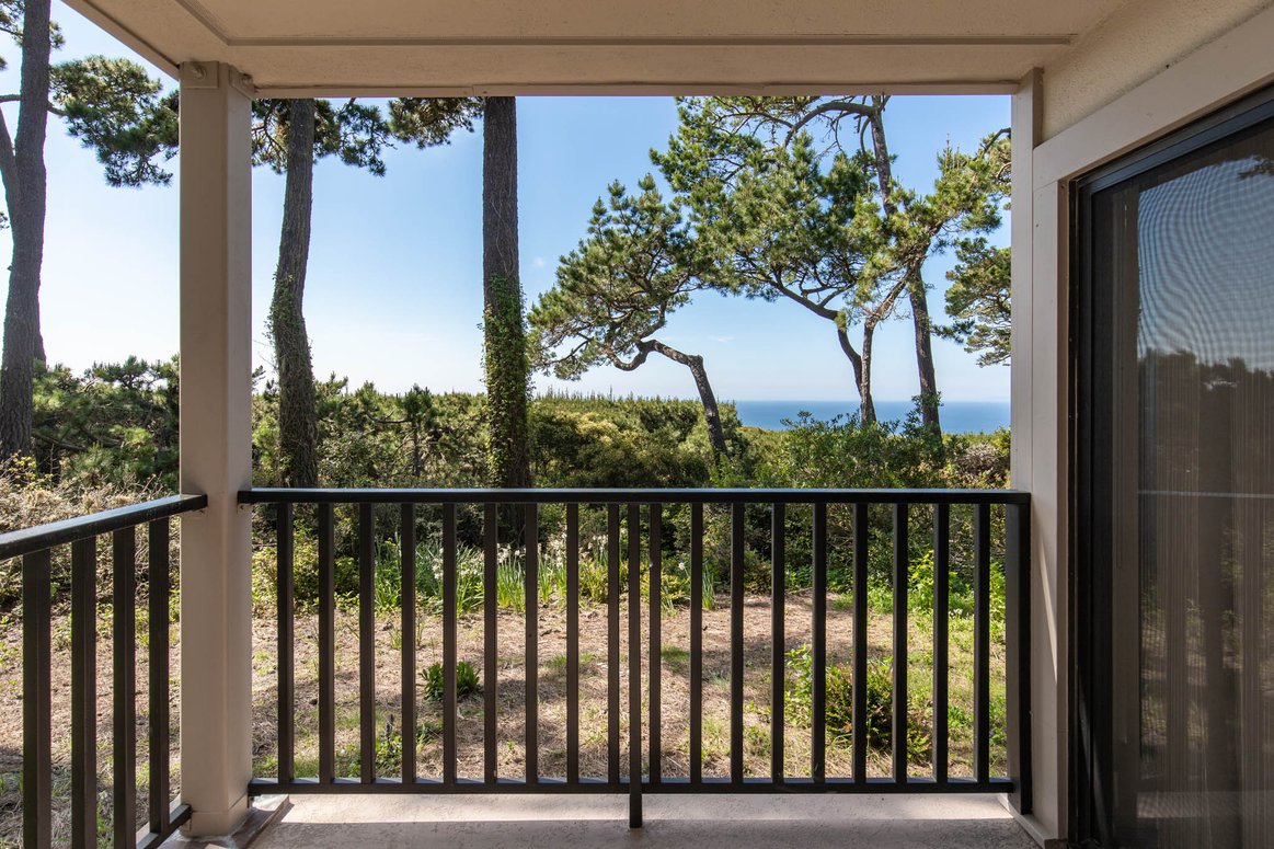 17 Ocean Pines, Pebble Beach, CA 93953 SOLD List Price 650,000