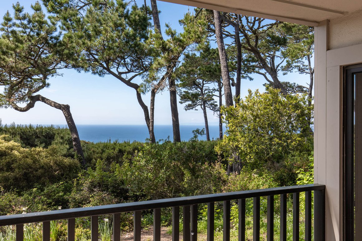 17 Ocean Pines, Pebble Beach, CA 93953 SOLD List Price 650,000